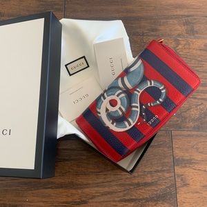 Gucci calfskin striped kingsnake zip wallet red